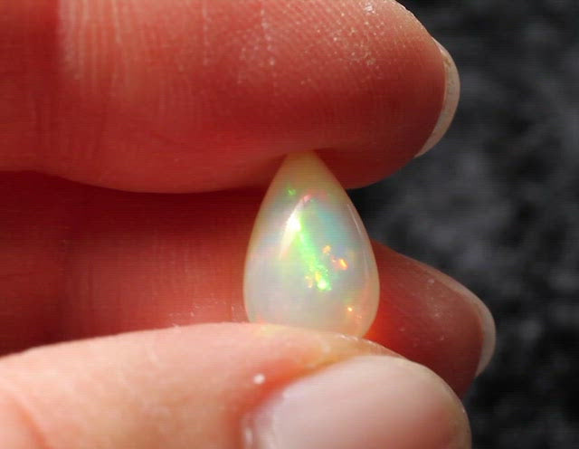 Wollo Opal Pear 2.02 ct