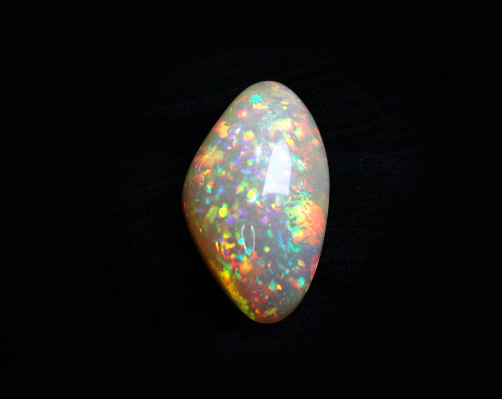 Rainbow Color Wollo Opal 61.77 ct