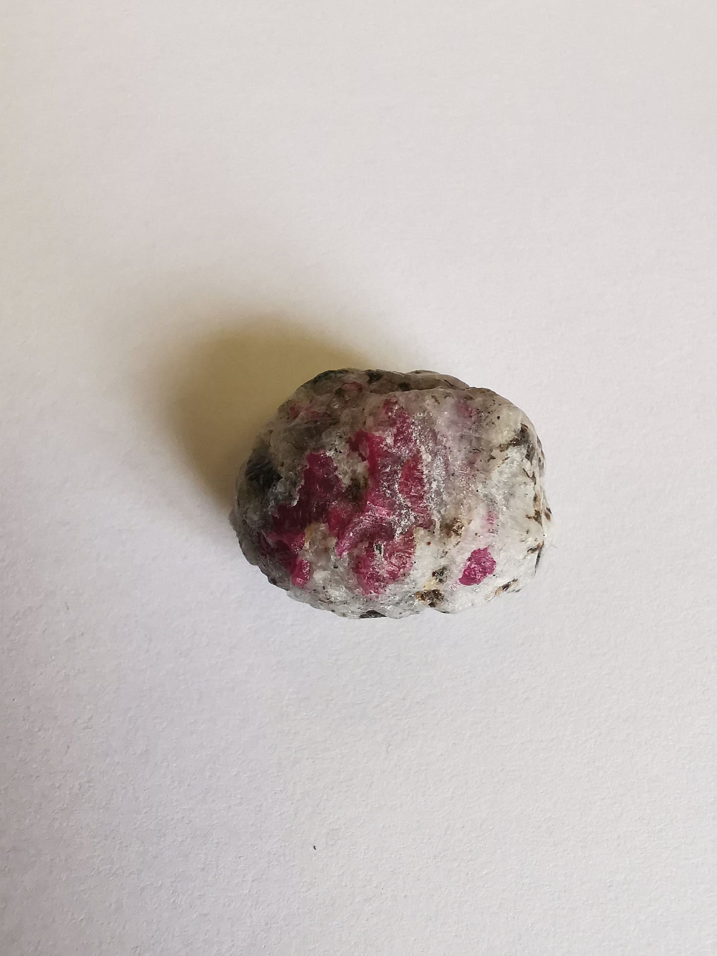 Greenland Ruby Corundrum 7.65 g