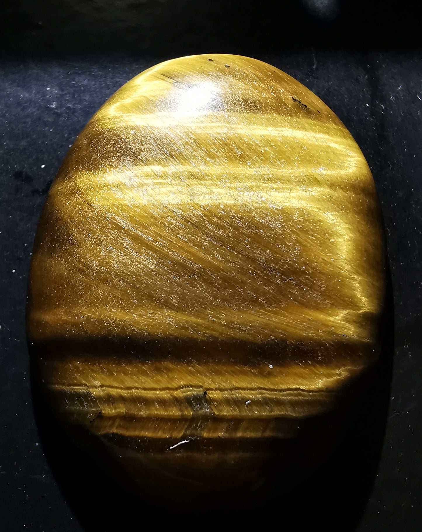 Tiger Eye Oval 17.5 ct