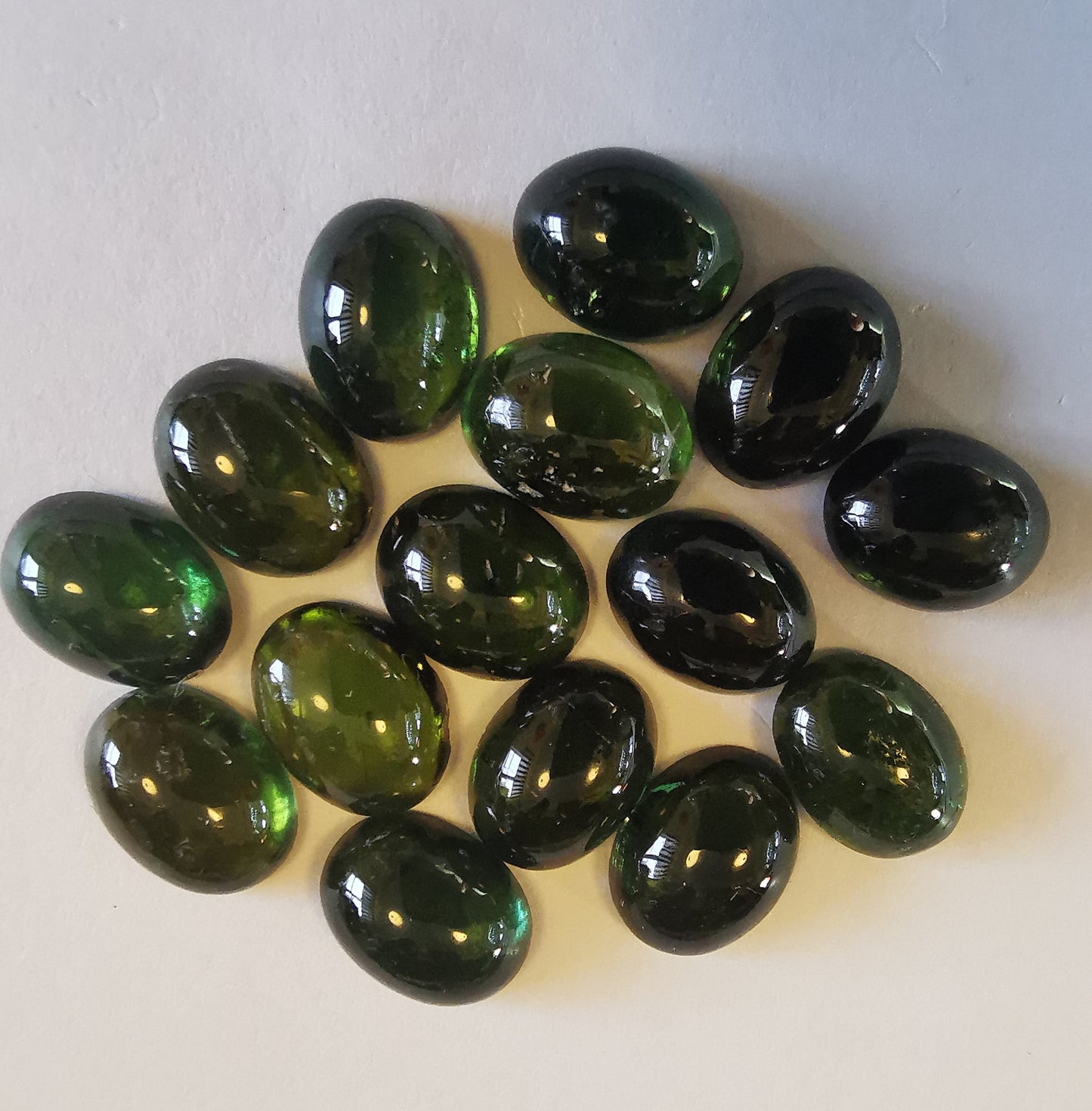 Cabochon Tourmaline Oval 9x7 mm