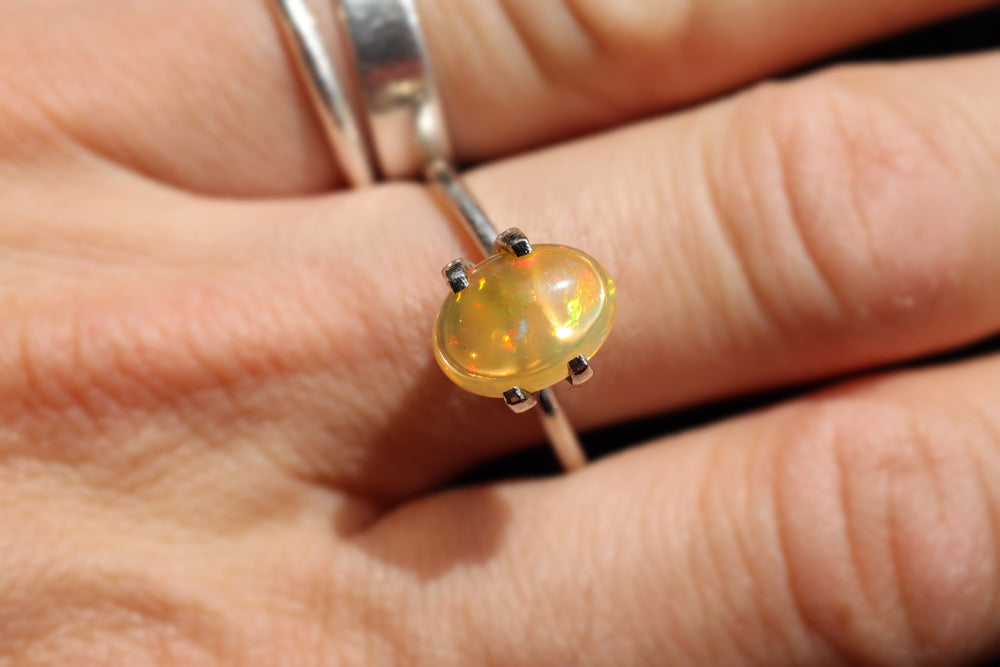 Wollo Opal Oval 1.48 ct