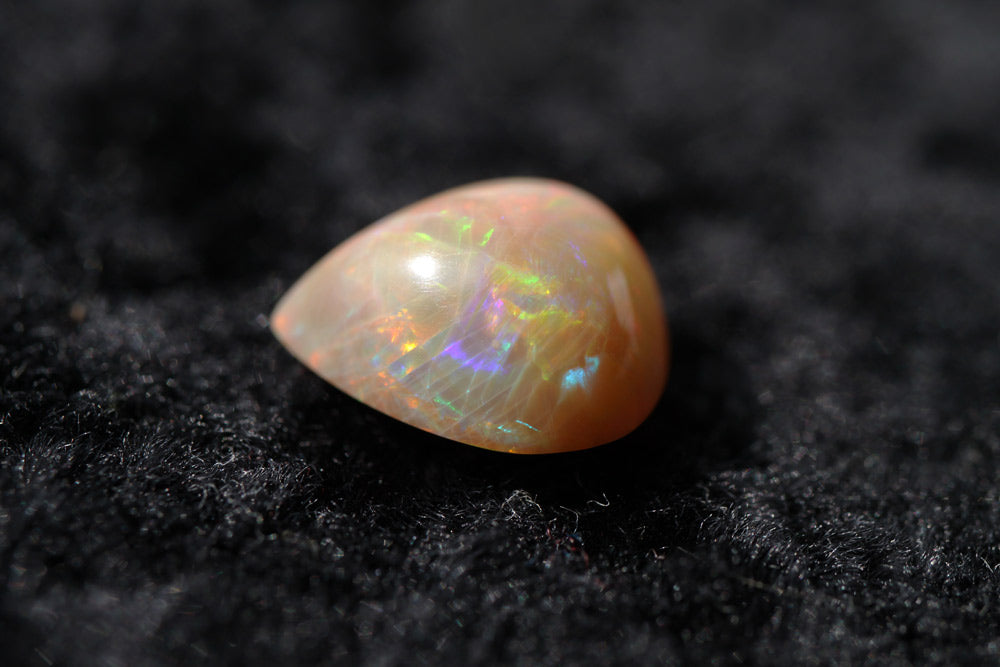 Wollo Opal Pear 3.7 ct