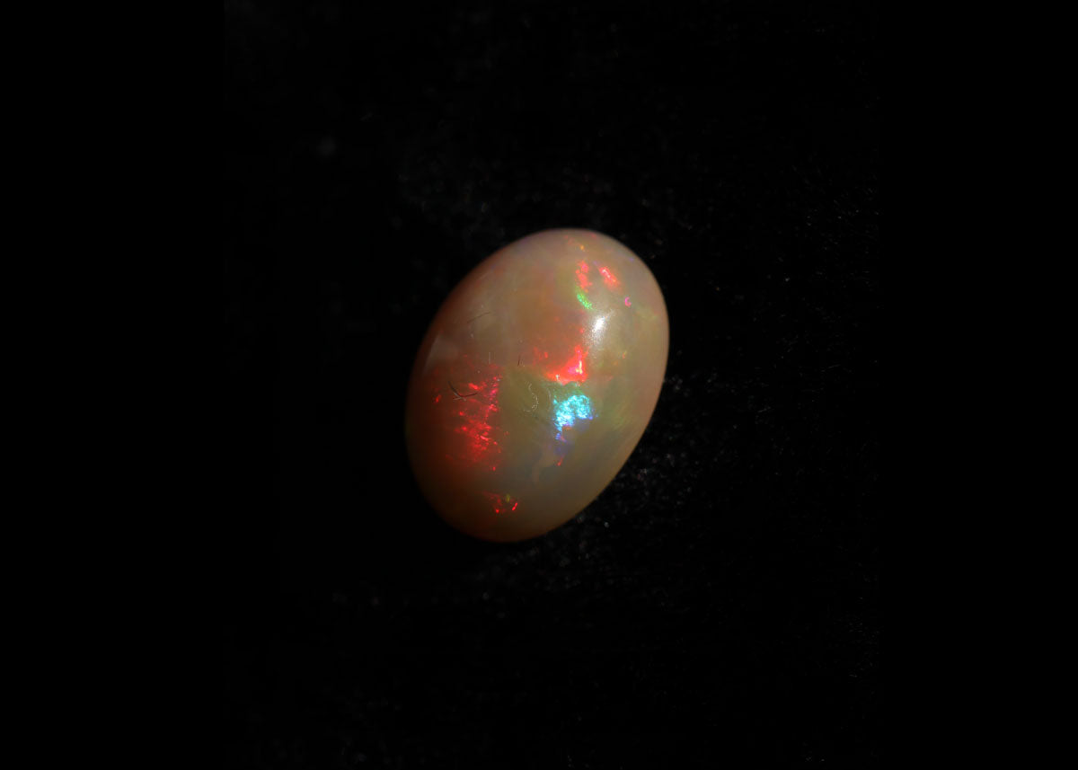 Wollo Opal Oval 1.8 ct