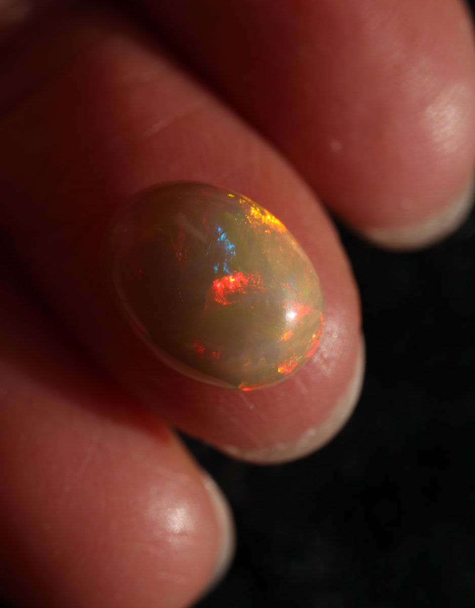 Wollo Opal Oval 1.8 ct