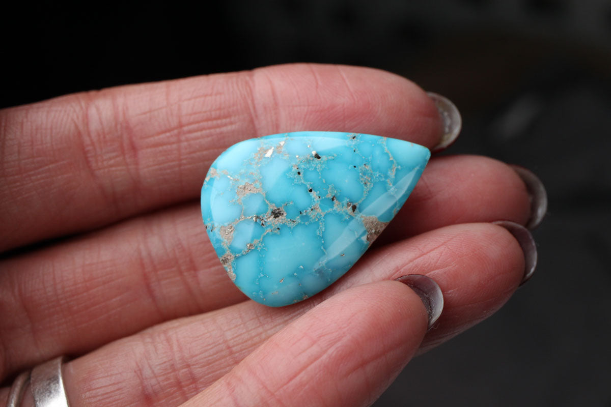 Turquoise Drop 33.5 ct