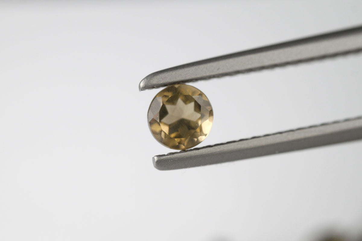 Zultanite Round 4 mm