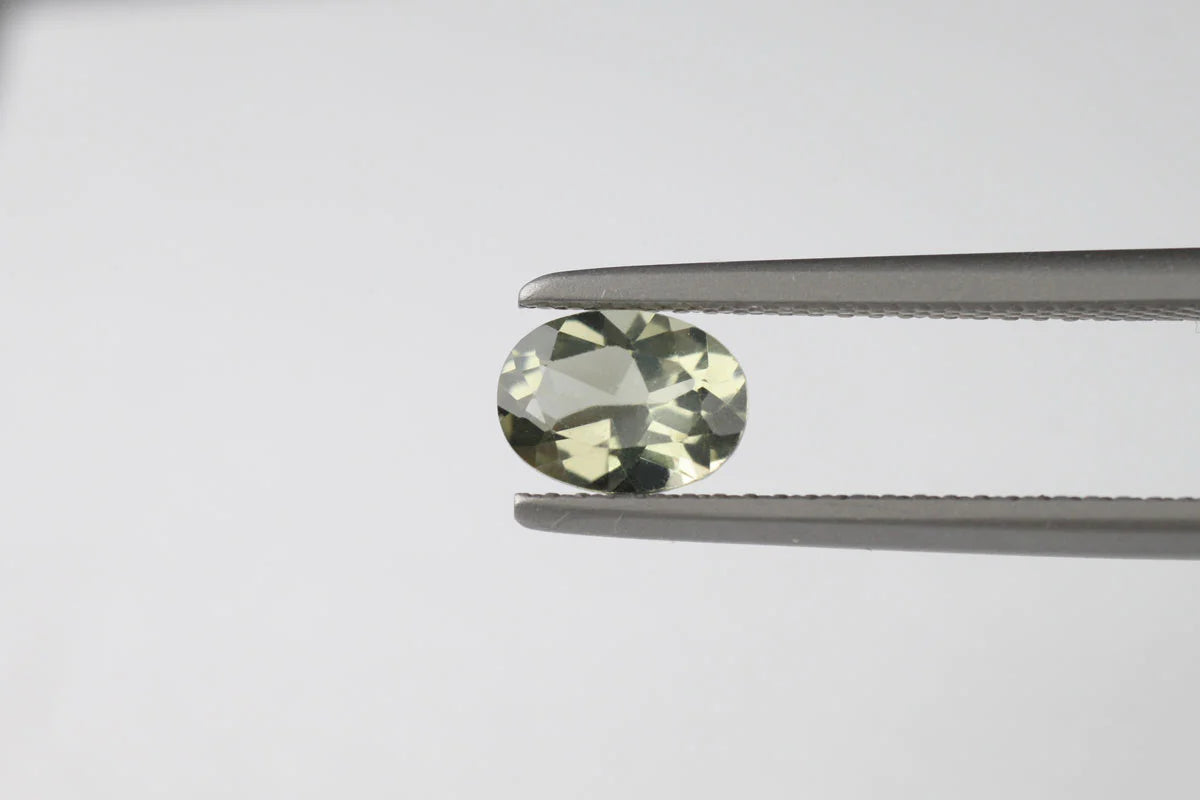 Zultanite Oval 4x3 mm