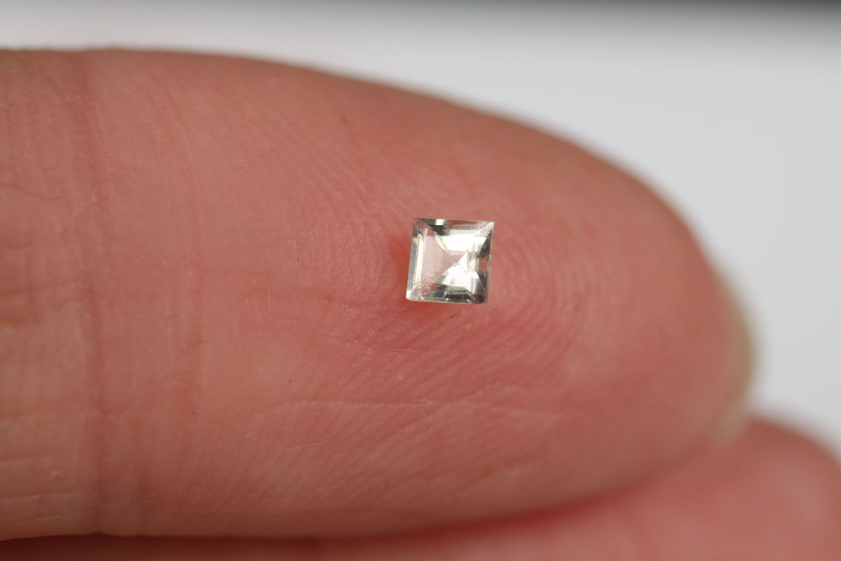 Zultanite Square 0.1 ct
