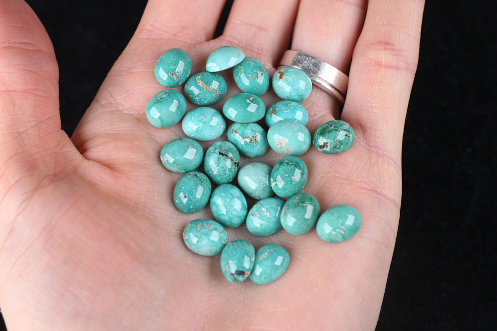 Turquoise Oval 10x8 mm