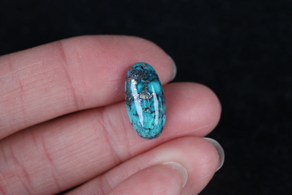 Turquoise Oval 4.76 ct