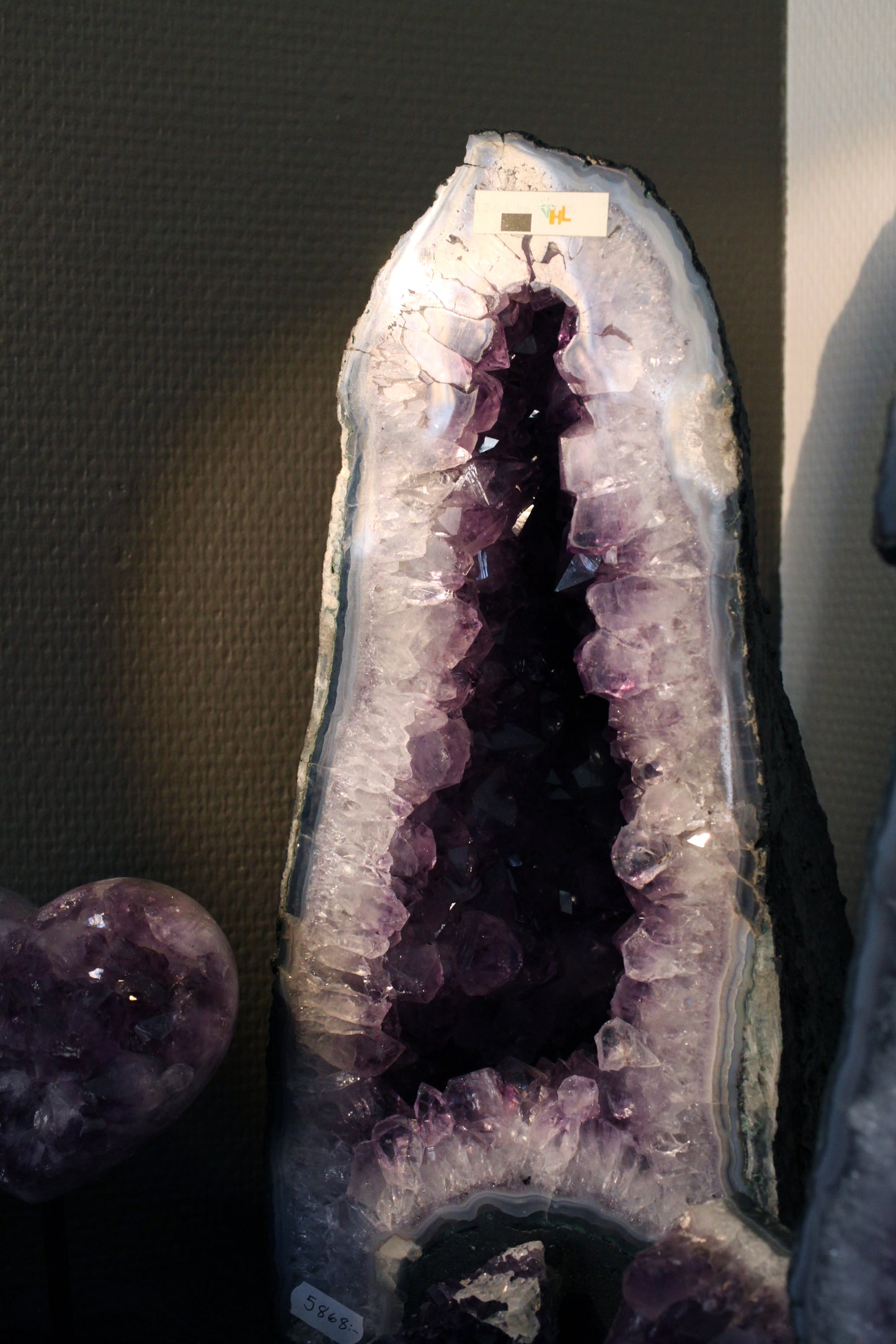 Amethyst Cave/Geod