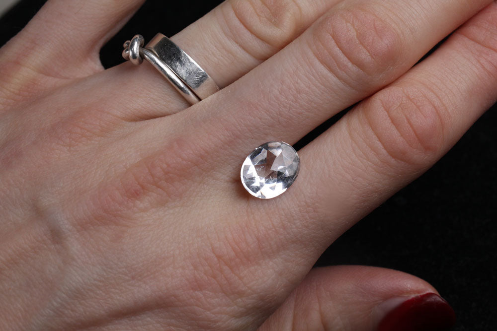 Rock Crystal Antiqe Oval 4 ct