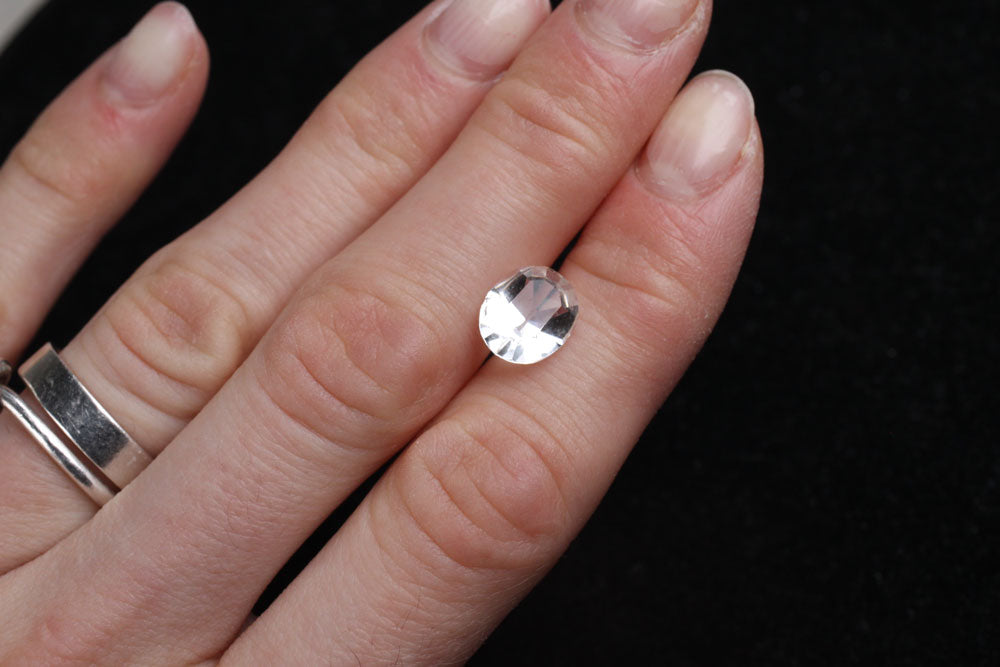 Rock Crystal Old Oval 2.5 ct