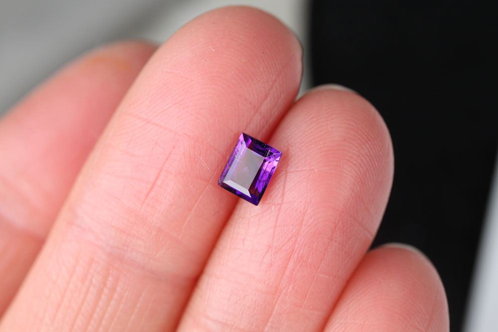 Amethyst Rectangle 5x4 mm