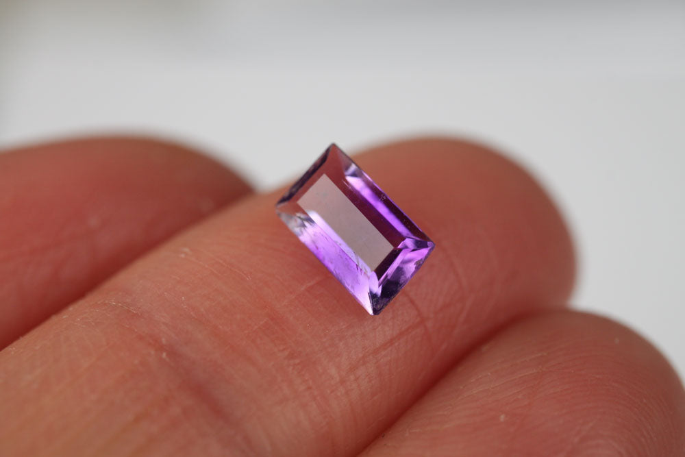 Amethyst Rectangle 7x4 mm