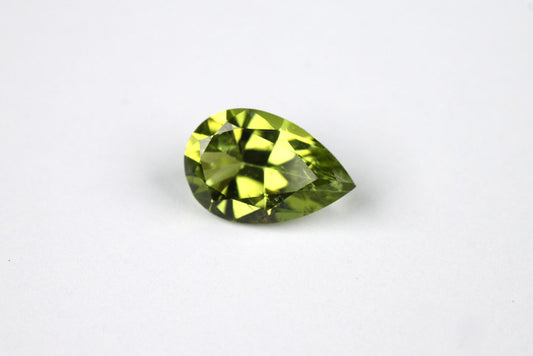 Peridot Pear 1.24 ct