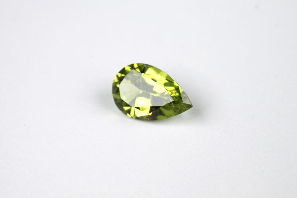 Peridot Pear 1.24 ct