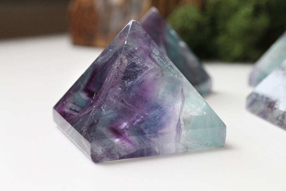 Fluorite Pyramid White-Green-Purple 4 cm