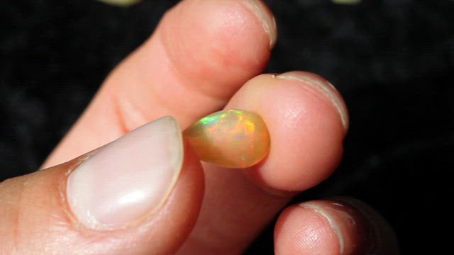 Wollo Opal Drop 1.2 ct