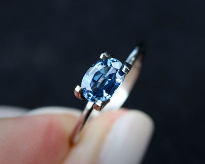 Safir blå oval 1,10 ct