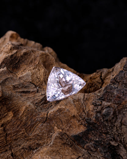 Kunzite pink triangular 15.67 ct