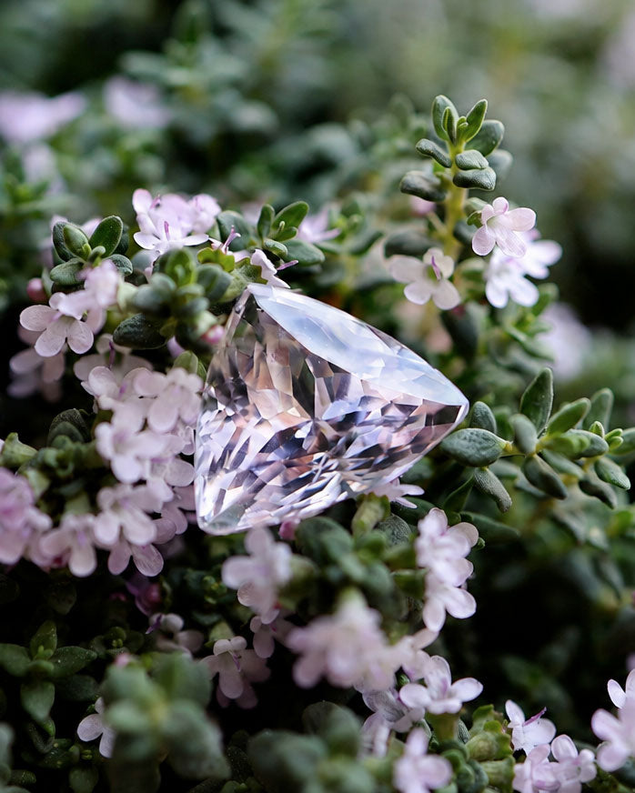 Kunzite pink triangular 15.67 ct