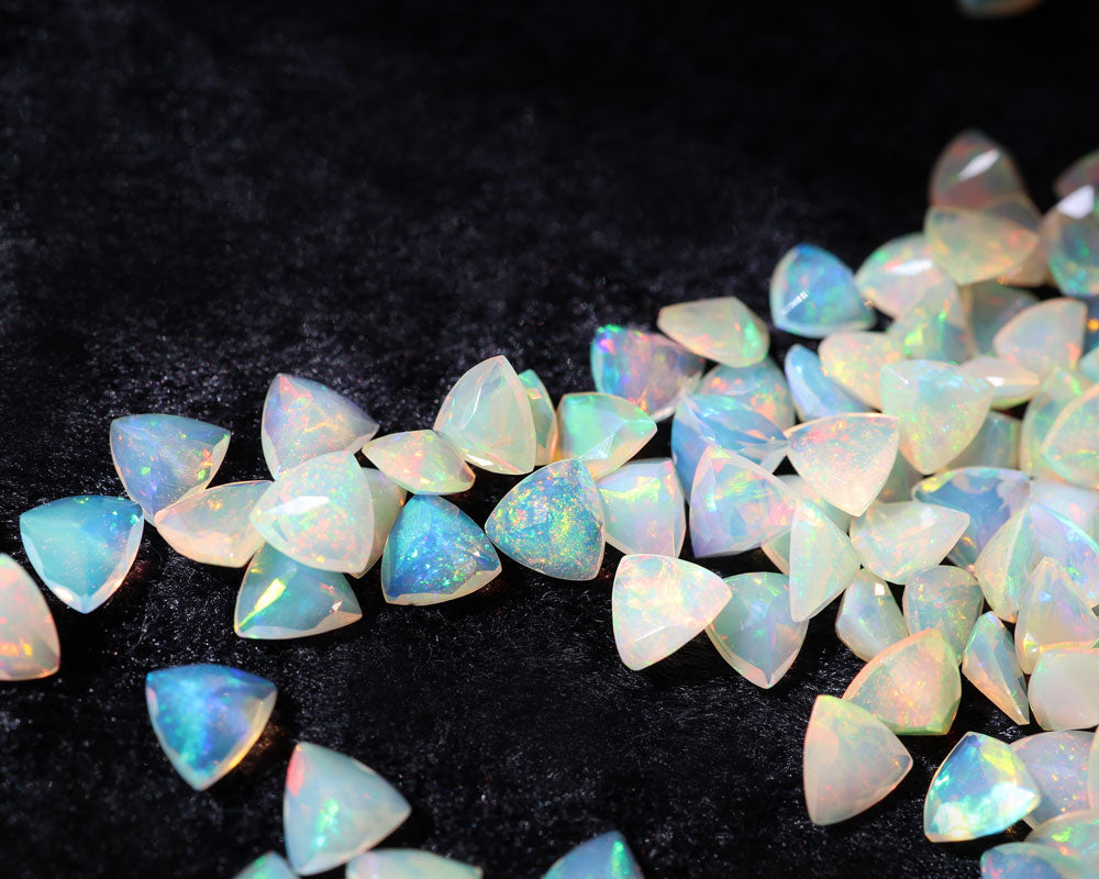 Wollo Opal trillion 6 mm