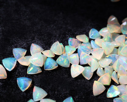 Wollo Opal trillion 6 mm