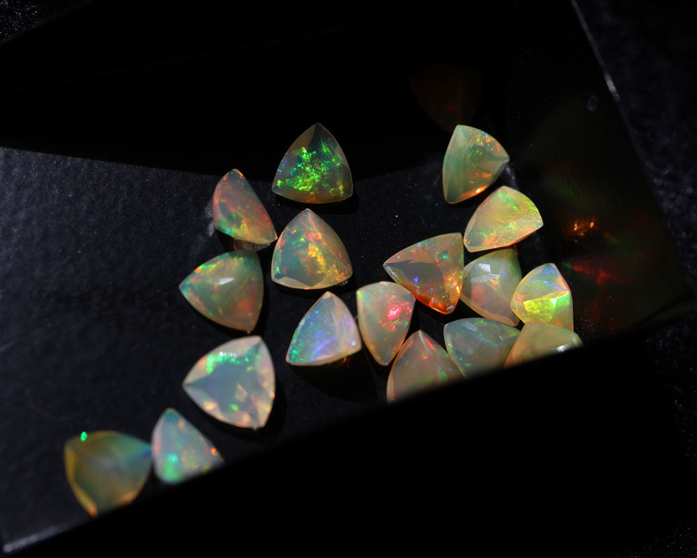 Wollo Opal trillion 6 mm Fire