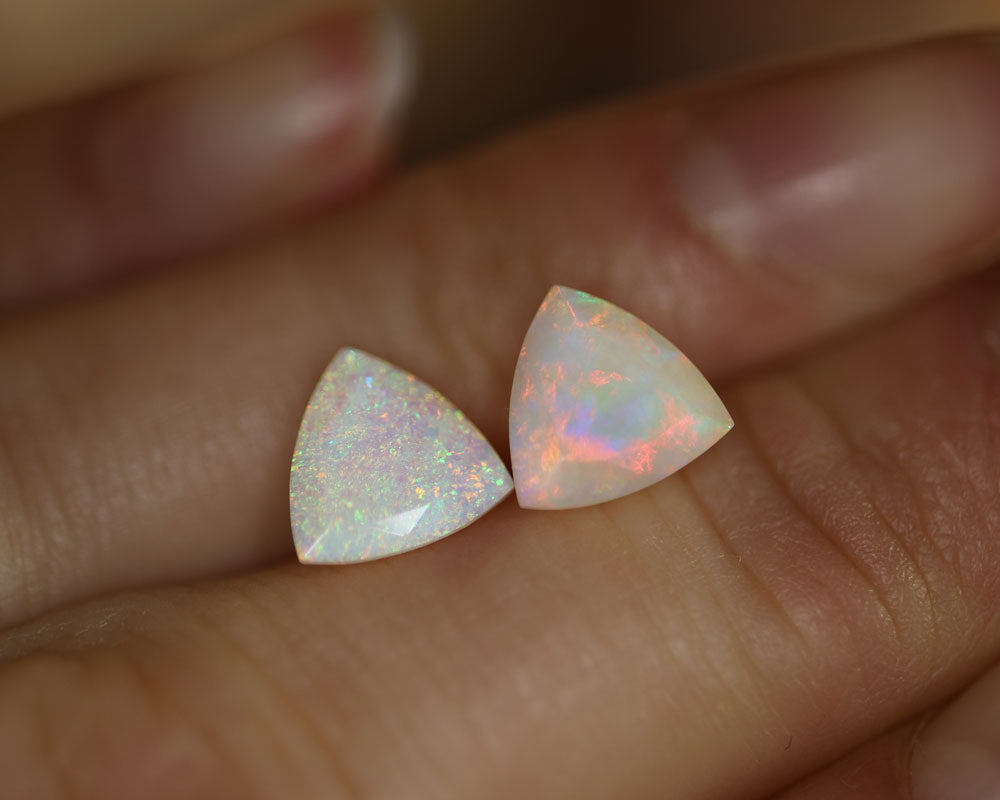 Pinfire Wollo Opal trillion 8 mm