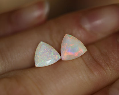 Pinfire Wollo Opal trillion 8 mm