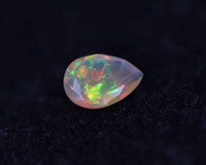 Snakeskin Wollo Opal drop 0.25 ct