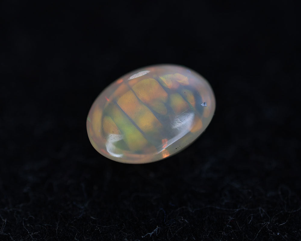 Snakeskin Wollo Opal oval 0.53 ct