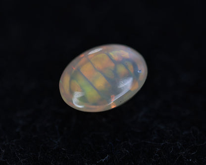 Snakeskin Wollo Opal oval 0.53 ct