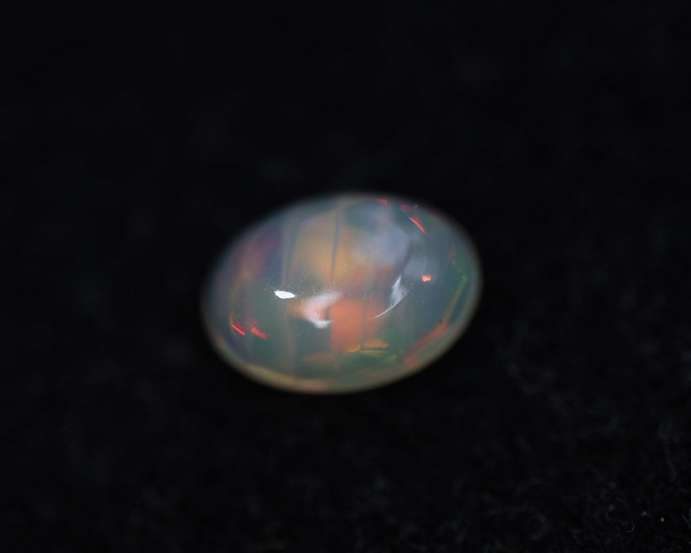 Snakeskin Wollo Opal oval 0.53 ct