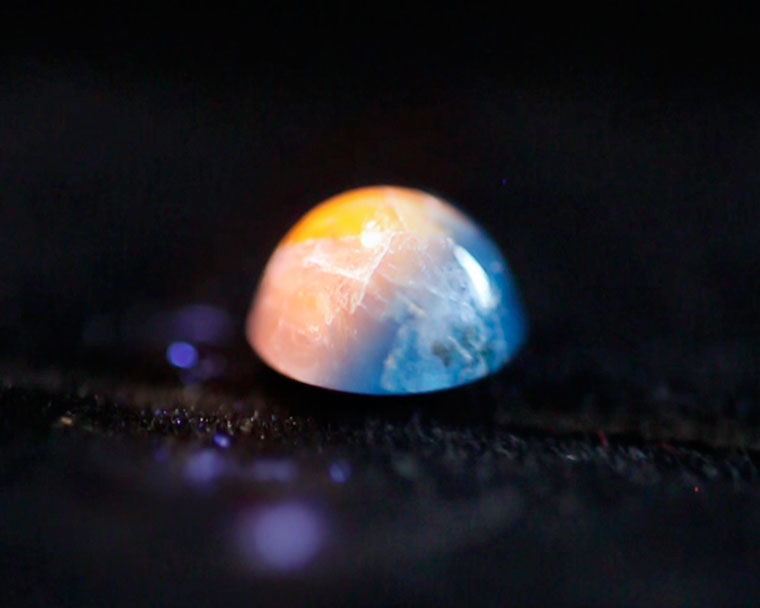 Afghanite cabochon 4 mm 0.65 ct