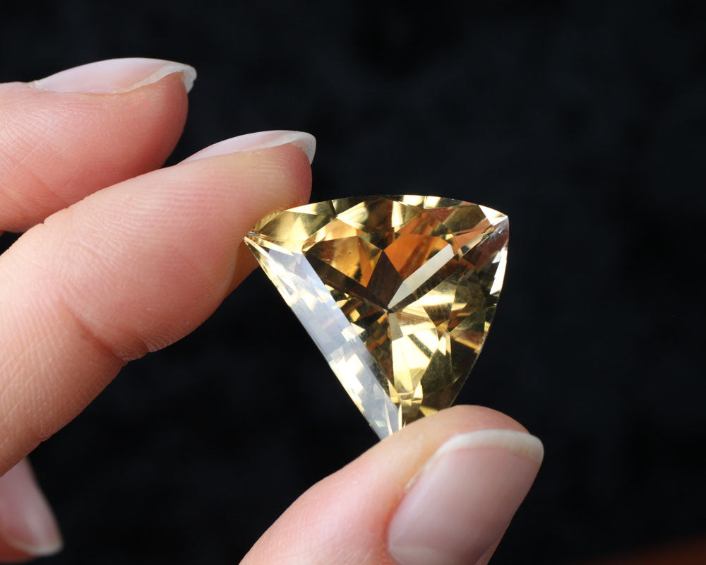 Citrine Trillion 24 mm 24.9 ct