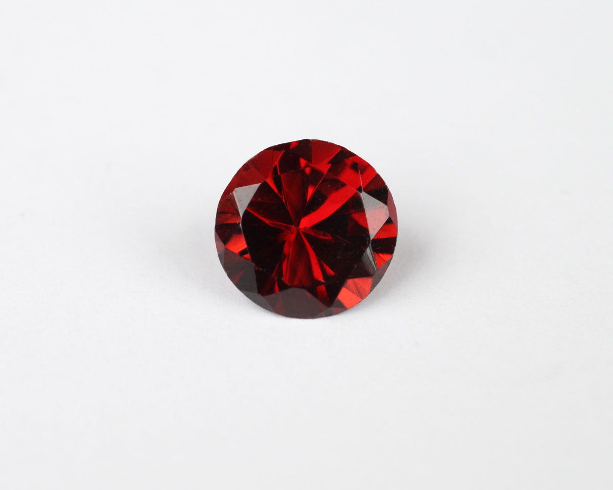 Granat pyrop rund 7mm 1,82 ct