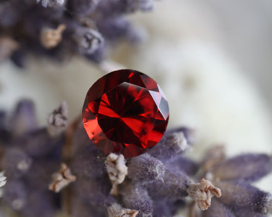 Granat pyrop rund 7mm 1,82 ct