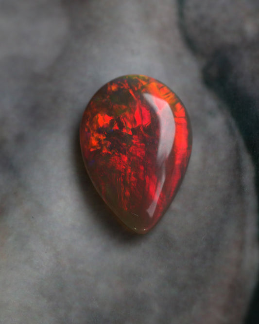 Dark Wollo Opal Pear 11 ct