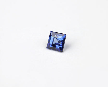 Safir blå fyrkantig 3,7 mm 0,33 ct