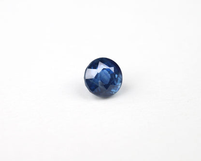 Safir rund blå 4mm 0.45 ct