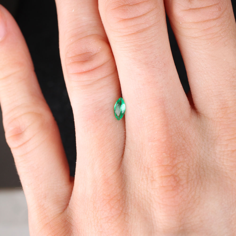 Shakiso Emerald marquise 0.22 ct
