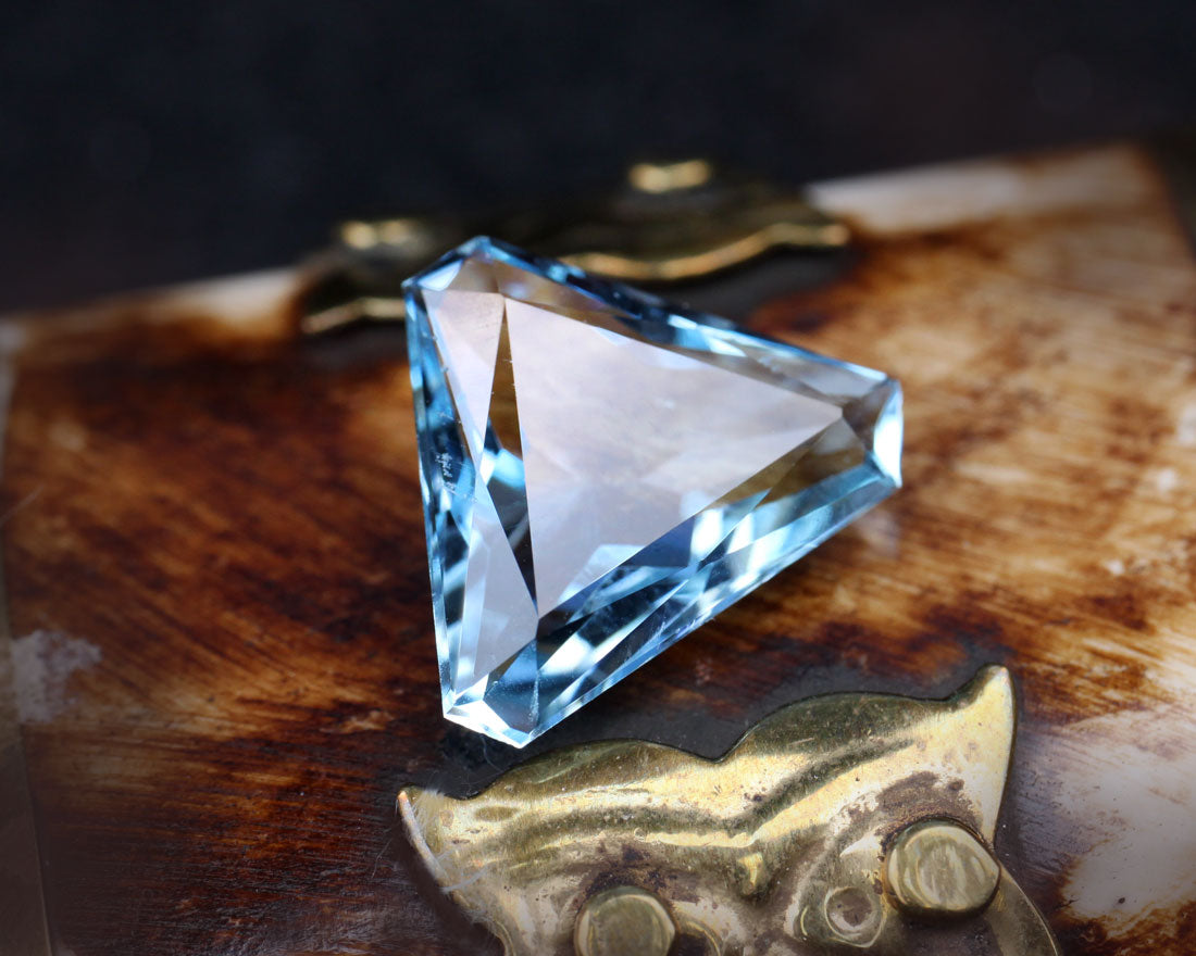 Aquamarine Cornered Triangular 15 mm 5.15 ct