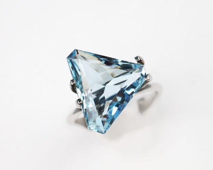 Aquamarine Cornered Triangular 15 mm 5.15 ct