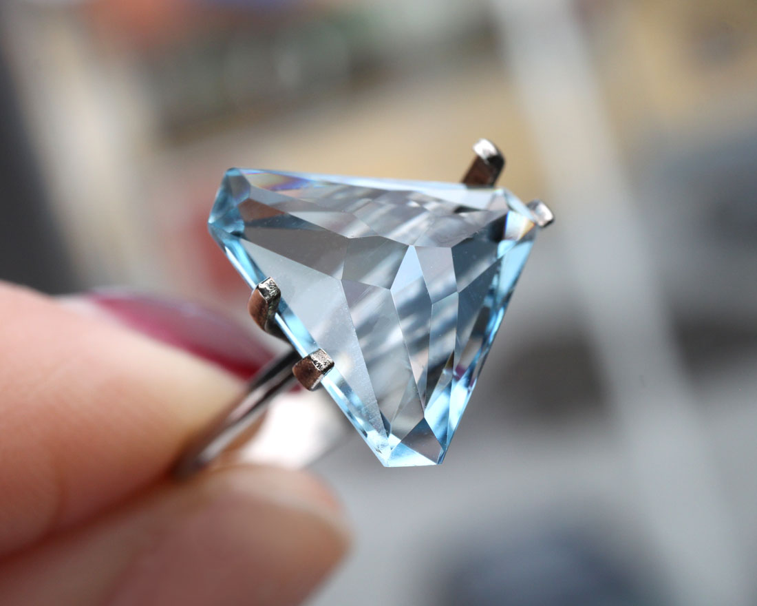 Aquamarine Cornered Triangular 15 mm 5.15 ct