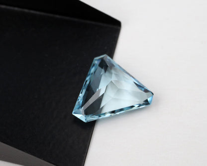 Aquamarine Cornered Triangular 15 mm 5.15 ct