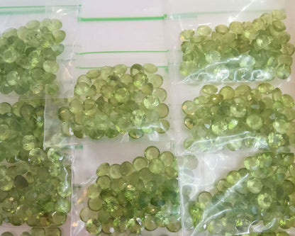 Peridot Round 5 mm Lot