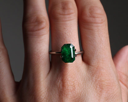 Shakiso Emerald 11x7.5 mm emerald cut 3 ct